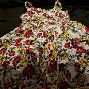Hot Topic Pinup Skulls & Roses Dress